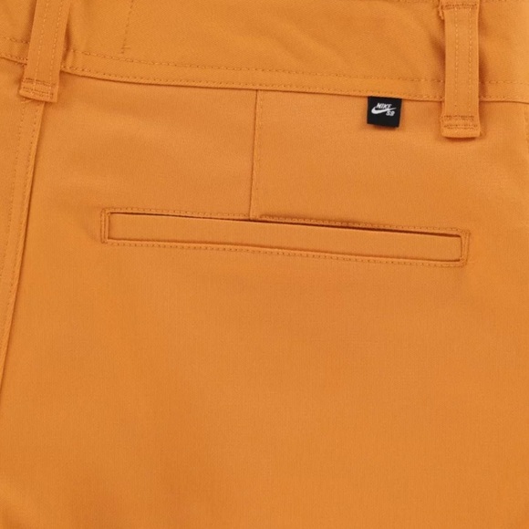 Nike SB New Pant in Light Curry - Picture 7 of 10